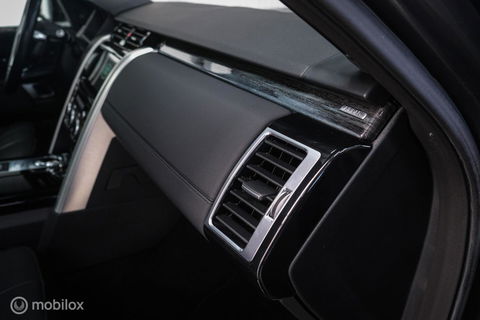 Land Rover Discovery 3.0 Sd6 HSE Grijs kenteken | Panorama | Meridian | Virtual cockpit | LED | Stoelverwarming | BTW auto |