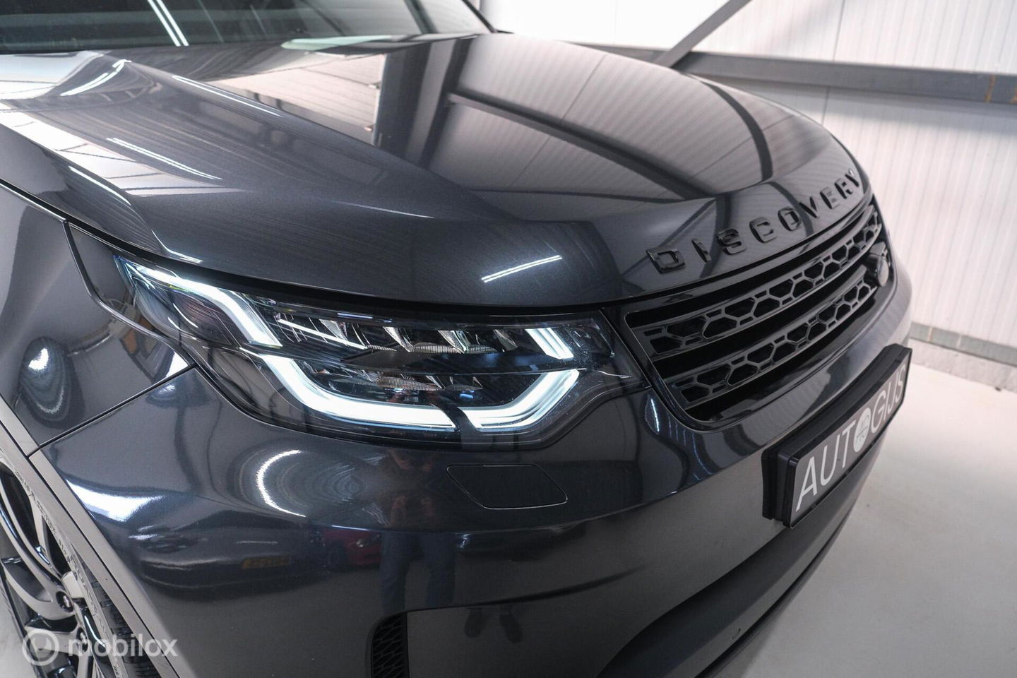 Land Rover Discovery 3.0 Sd6 HSE Grijs kenteken | Panorama | Meridian | Virtual cockpit | LED | Stoelverwarming | BTW auto |
