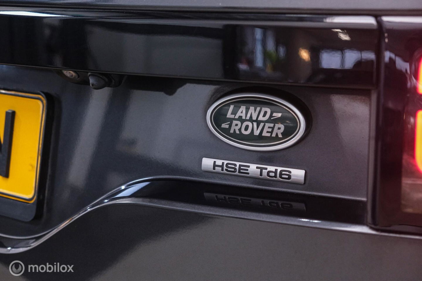 Land Rover Discovery 3.0 Sd6 HSE Grijs kenteken | Panorama | Meridian | Virtual cockpit | LED | Stoelverwarming | BTW auto |