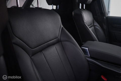 Land Rover Discovery 3.0 Sd6 HSE Grijs kenteken | Panorama | Meridian | Virtual cockpit | LED | Stoelverwarming | BTW auto |