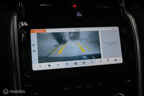 Land Rover Discovery 3.0 Sd6 HSE Grijs kenteken | Panorama | Meridian | Virtual cockpit | LED | Stoelverwarming | BTW auto |