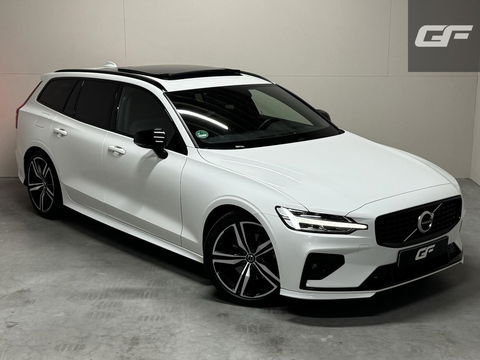 Volvo V60 2.0 B4 R-Design Pano Carplay Trekh. Autopilot NAP