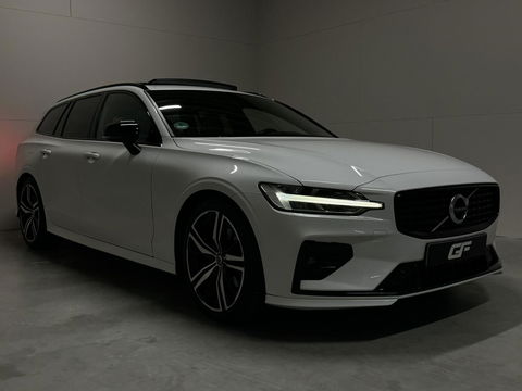 Volvo V60 2.0 B4 R-Design Pano Carplay Trekh. Autopilot NAP
