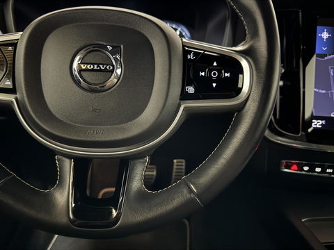 Volvo V60 2.0 B4 R-Design Pano Carplay Trekh. Autopilot NAP