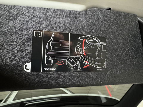 Volvo V60 2.0 B4 R-Design Pano Carplay Trekh. Autopilot NAP