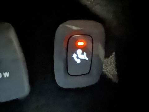 Volvo V60 2.0 B4 R-Design Pano Carplay Trekh. Autopilot NAP