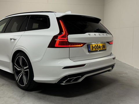 Volvo V60 2.0 B4 R-Design Pano Carplay Trekh. Autopilot NAP