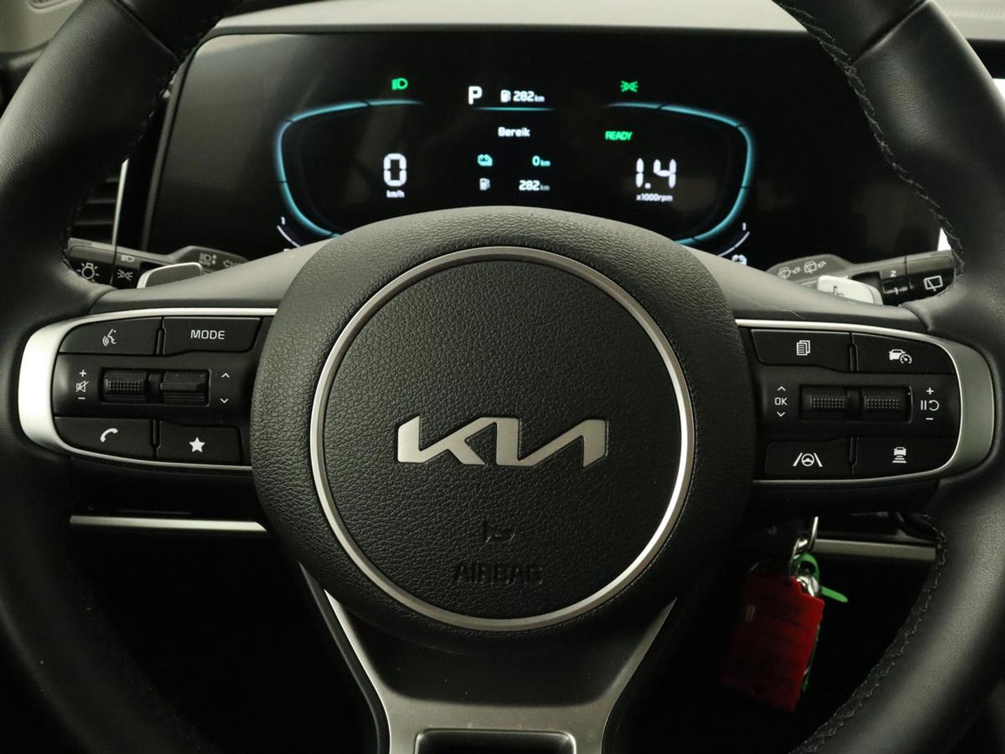 Kia Sportage 1.6 T-GDi Plug-in Hybrid AWD DynamicLine | Adaptive cruise | Camera | Carplay | Navigatie | Full LED | Parkeerhulp | Digital Cockpit | PHEV | Plug In