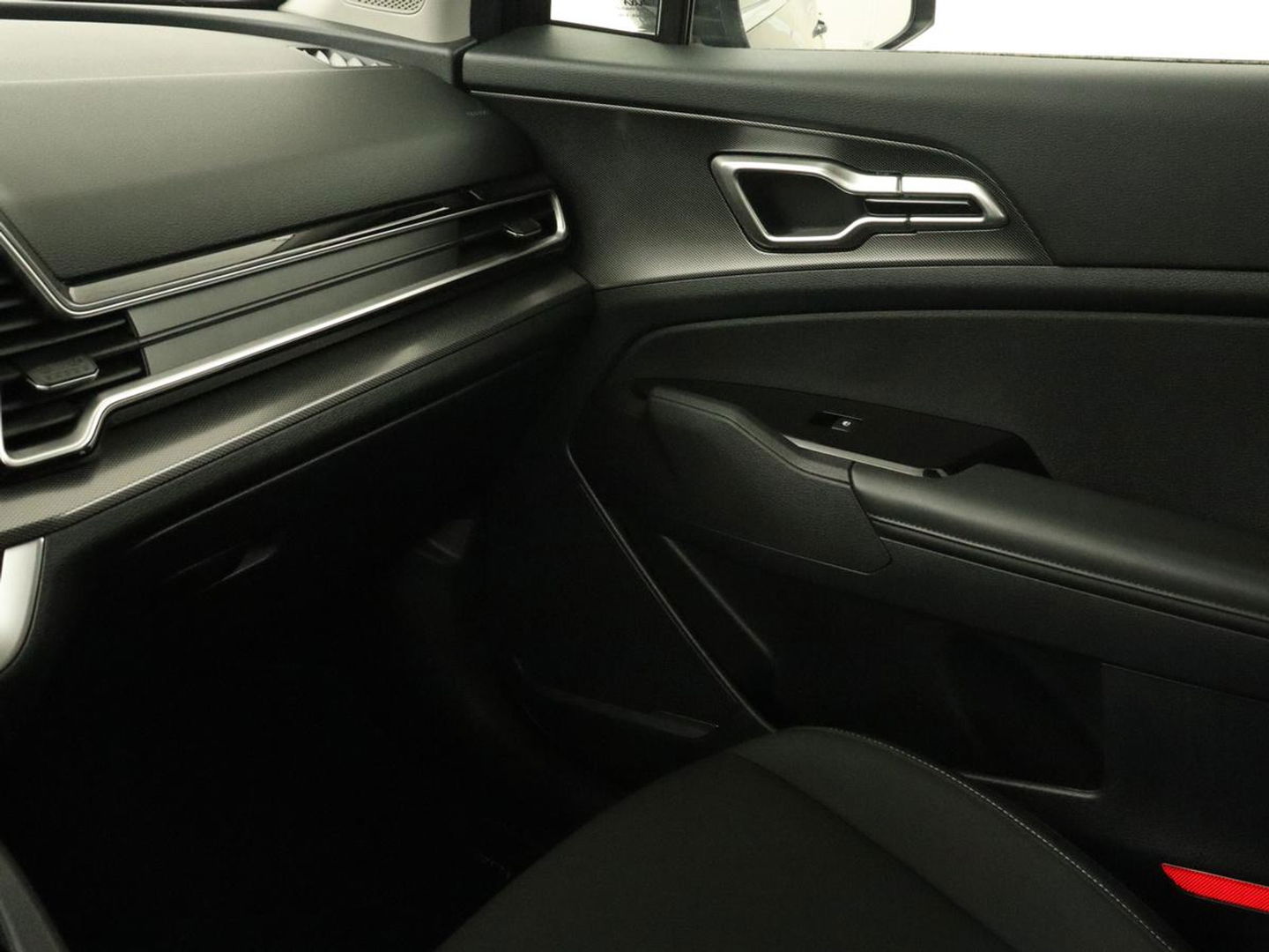 Kia Sportage 1.6 T-GDi Plug-in Hybrid AWD DynamicLine | Adaptive cruise | Camera | Carplay | Navigatie | Full LED | Parkeerhulp | Digital Cockpit | PHEV | Plug In
