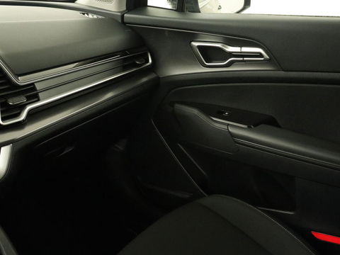 Kia Sportage 1.6 T-GDi Plug-in Hybrid AWD DynamicLine | Adaptive cruise | Camera | Carplay | Navigatie | Full LED | Parkeerhulp | Digital Cockpit | PHEV | Plug In