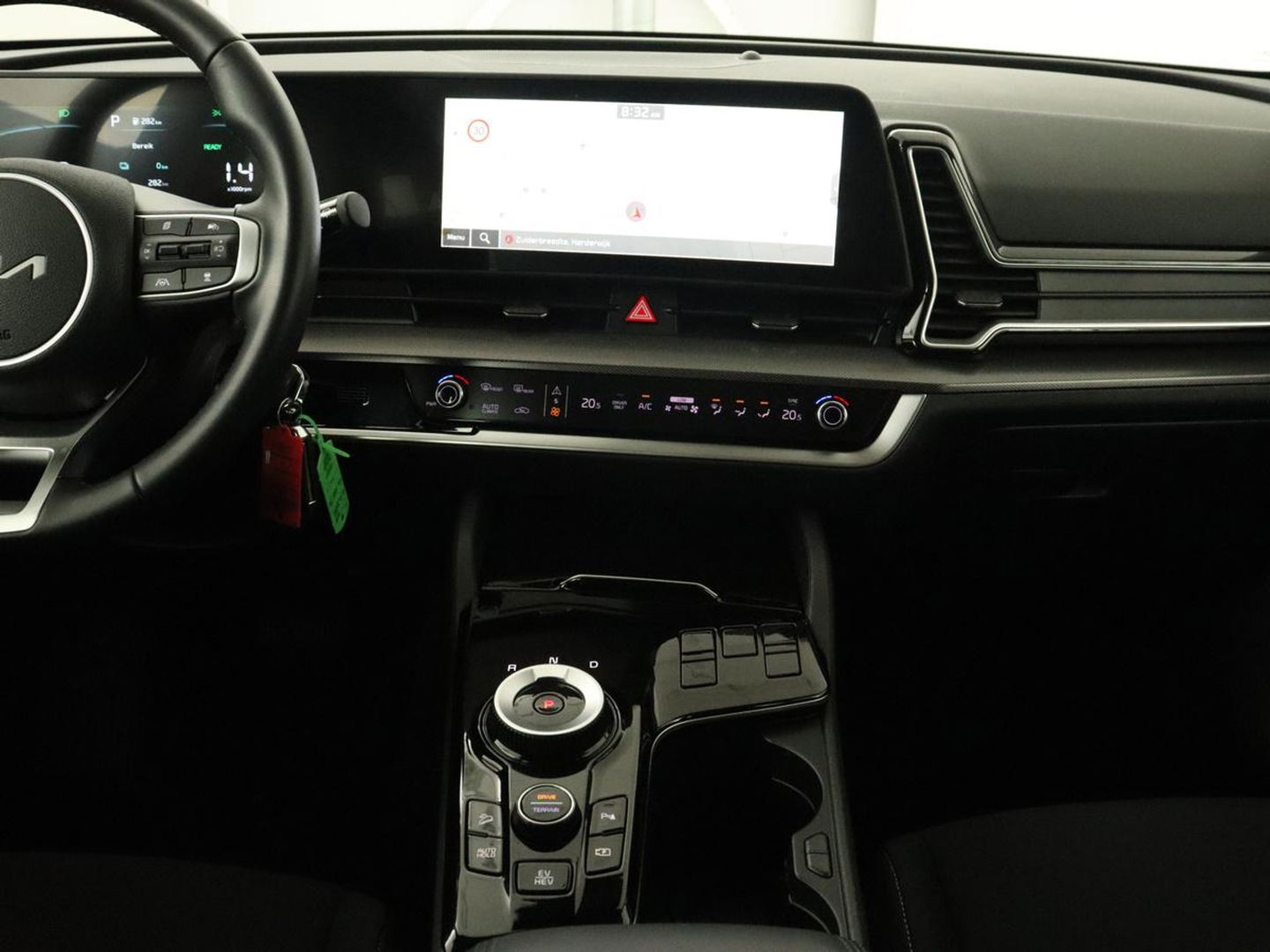 Kia Sportage 1.6 T-GDi Plug-in Hybrid AWD DynamicLine | Adaptive cruise | Camera | Carplay | Navigatie | Full LED | Parkeerhulp | Digital Cockpit | PHEV | Plug In