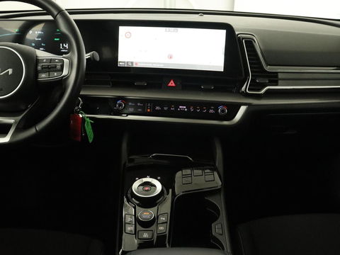 Kia Sportage 1.6 T-GDi Plug-in Hybrid AWD DynamicLine | Adaptive cruise | Camera | Carplay | Navigatie | Full LED | Parkeerhulp | Digital Cockpit | PHEV | Plug In