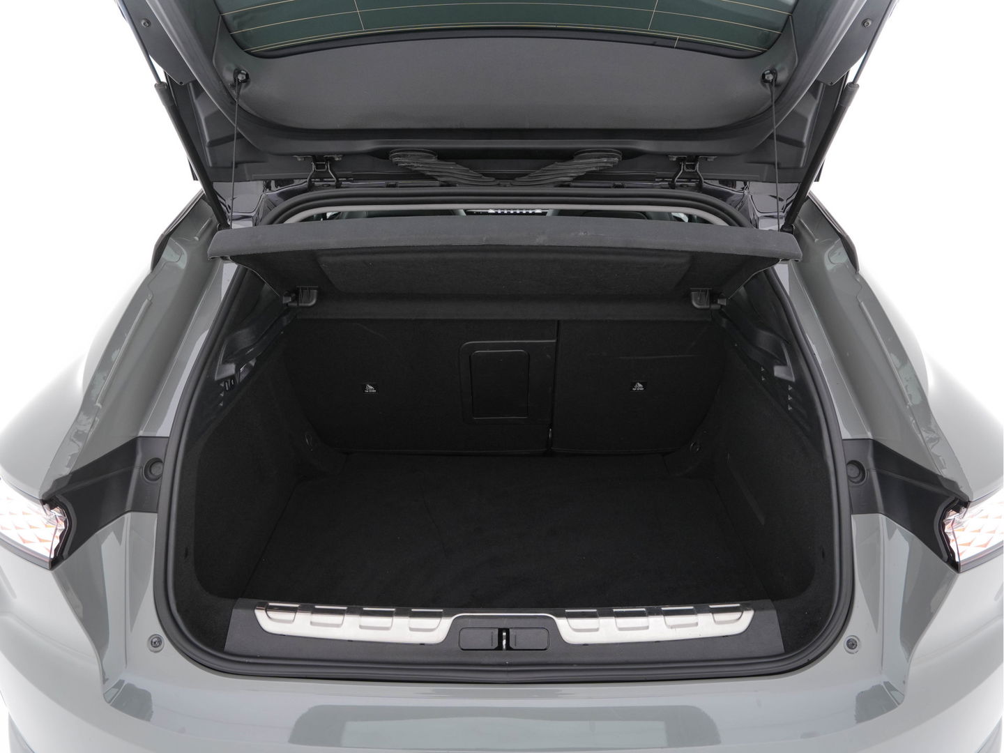 DS DS 4 1.6 PureTech Performance Line (INCL-BTW) Aut. *PANO | LEATHER-MICROFIBRE | FULL-LED | HEATED-SPORTSEATS | DIGI-COCKPIT | KEYLESS | CAMERA | LANE-ASSIST | CARPLAY | ECC | SHIFT-PADDLES | PDC | TOWBAR | 19''ALU*