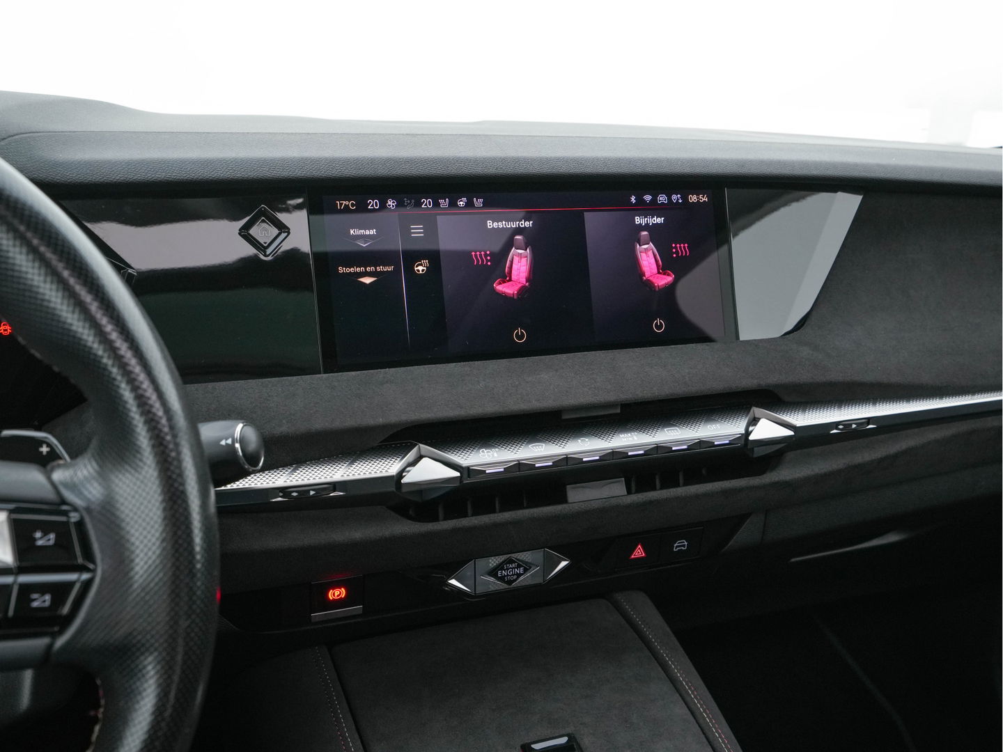 DS DS 4 1.6 PureTech Performance Line (INCL-BTW) Aut. *PANO | LEATHER-MICROFIBRE | FULL-LED | HEATED-SPORTSEATS | DIGI-COCKPIT | KEYLESS | CAMERA | LANE-ASSIST | CARPLAY | ECC | SHIFT-PADDLES | PDC | TOWBAR | 19''ALU*