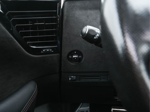 DS DS 4 1.6 PureTech Performance Line (INCL-BTW) Aut. *PANO | LEATHER-MICROFIBRE | FULL-LED | HEATED-SPORTSEATS | DIGI-COCKPIT | KEYLESS | CAMERA | LANE-ASSIST | CARPLAY | ECC | SHIFT-PADDLES | PDC | TOWBAR | 19''ALU*