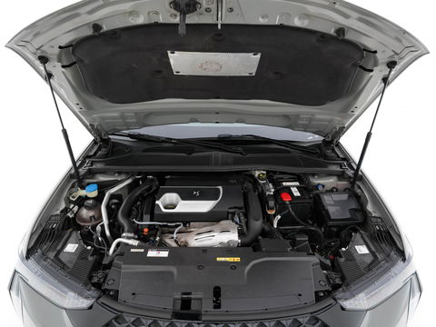 DS DS 4 1.6 PureTech Performance Line (INCL-BTW) Aut. *PANO | LEATHER-MICROFIBRE | FULL-LED | HEATED-SPORTSEATS | DIGI-COCKPIT | KEYLESS | CAMERA | LANE-ASSIST | CARPLAY | ECC | SHIFT-PADDLES | PDC | TOWBAR | 19''ALU*