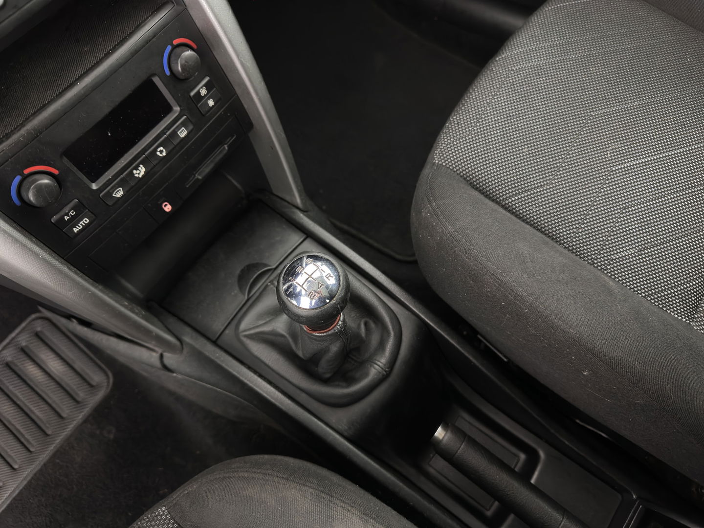 Peugeot 207 1.4-16V XS Pack *AIRCO | COMFORT-SEATS | 15''ALU*