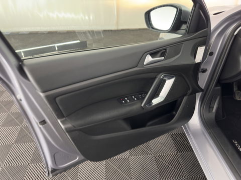 Peugeot 308 1.5 BlueHDi Blue Lease Executive *PANO | NAVI-FULLMAP | SPORT-SEATS | DAB+ | ECC | PDC | CRUISE | 16''ALU*