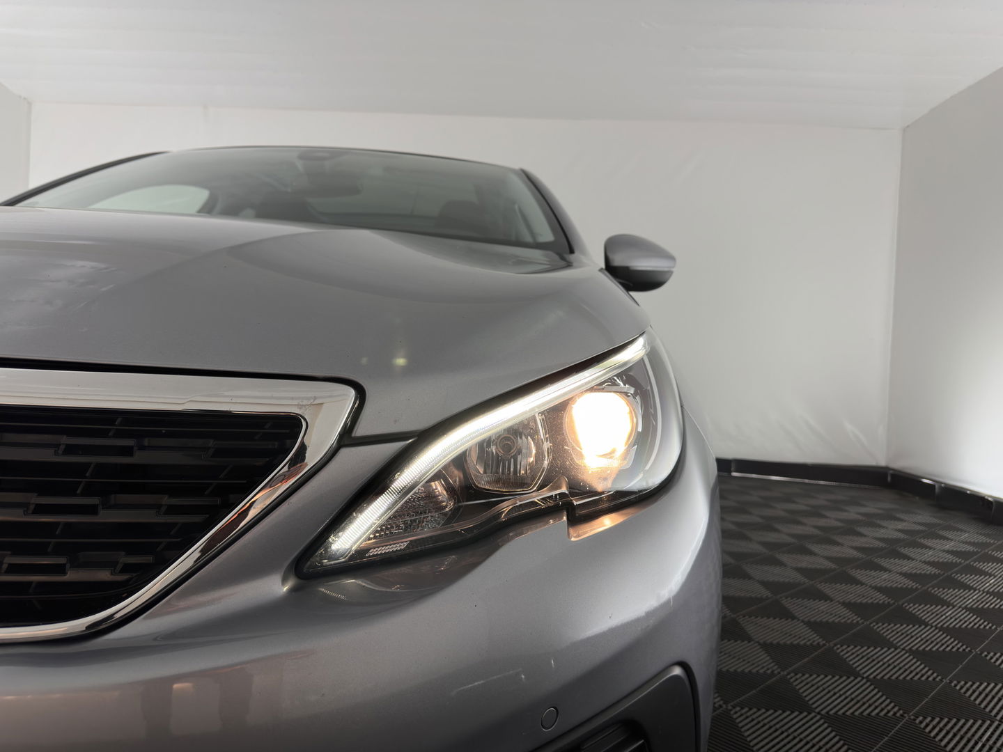 Peugeot 308 1.5 BlueHDi Blue Lease Executive *PANO | NAVI-FULLMAP | SPORT-SEATS | DAB+ | ECC | PDC | CRUISE | 16''ALU*