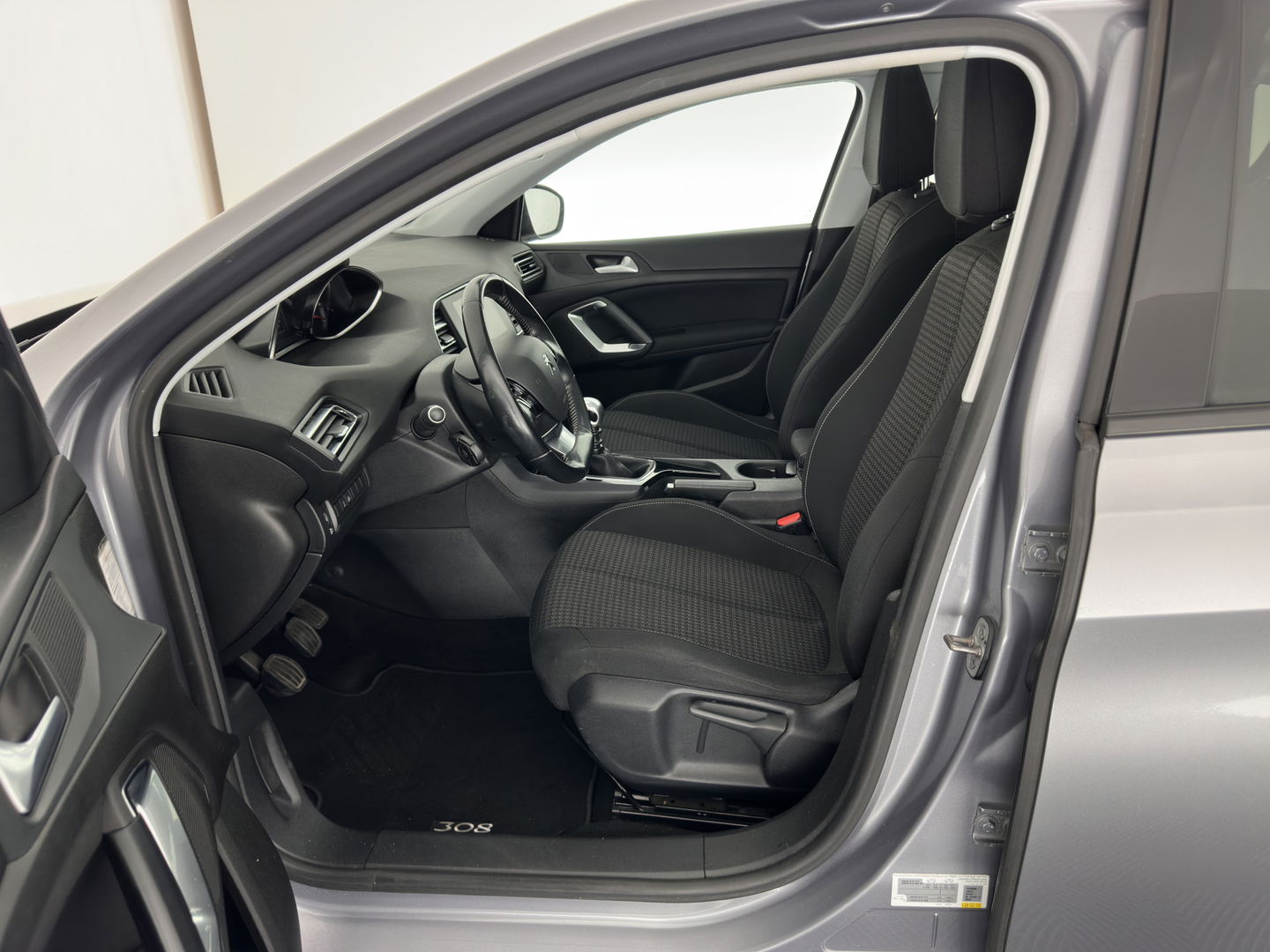 Peugeot 308 1.5 BlueHDi Blue Lease Executive *PANO | NAVI-FULLMAP | SPORT-SEATS | DAB+ | ECC | PDC | CRUISE | 16''ALU*