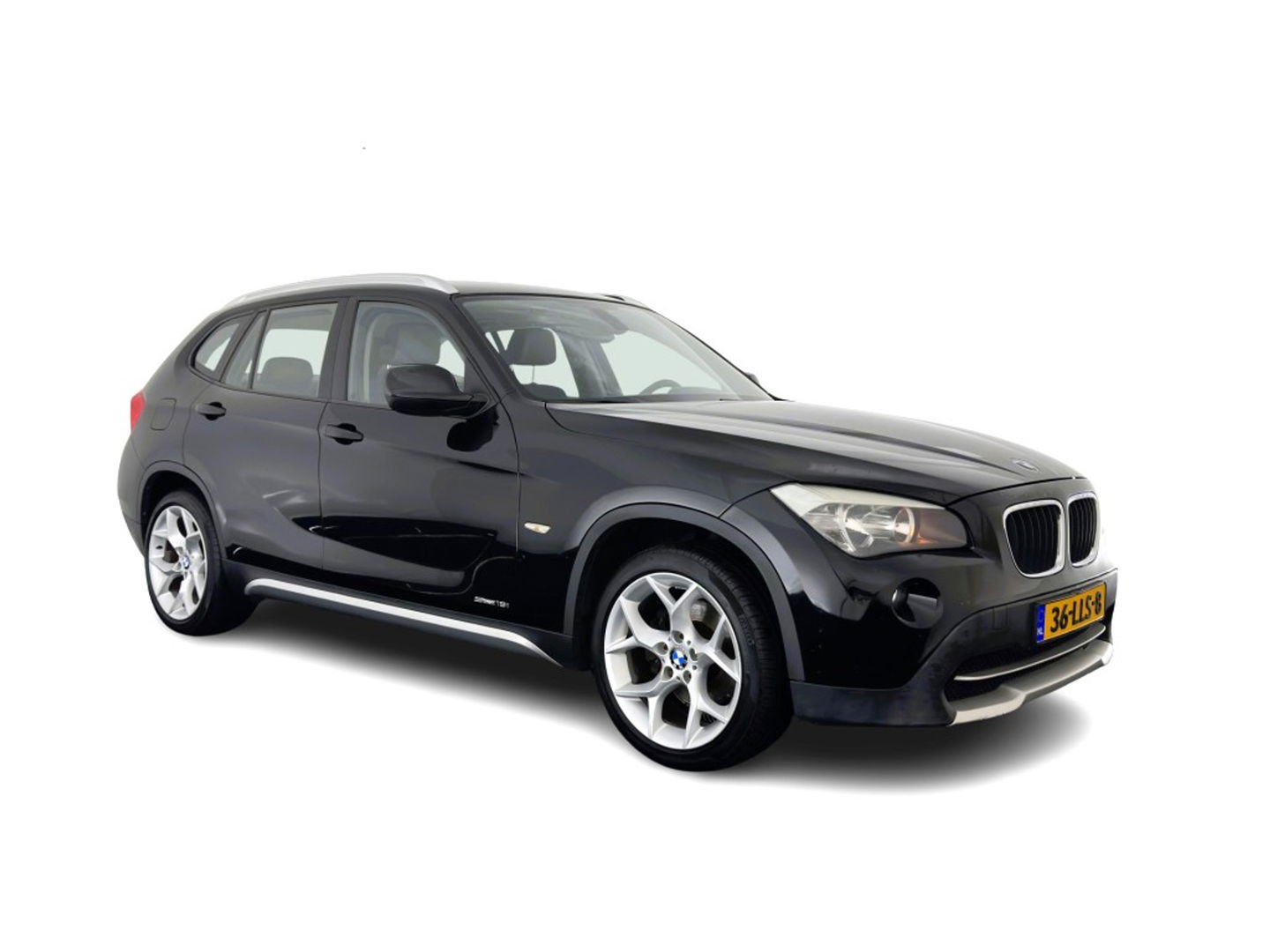 BMW X1 sDrive18i Executive *NAVI-FULLMAP | COMFORT-SEATS | ECC | PDC | CRUISE | 18''ALU | TOWBAR*