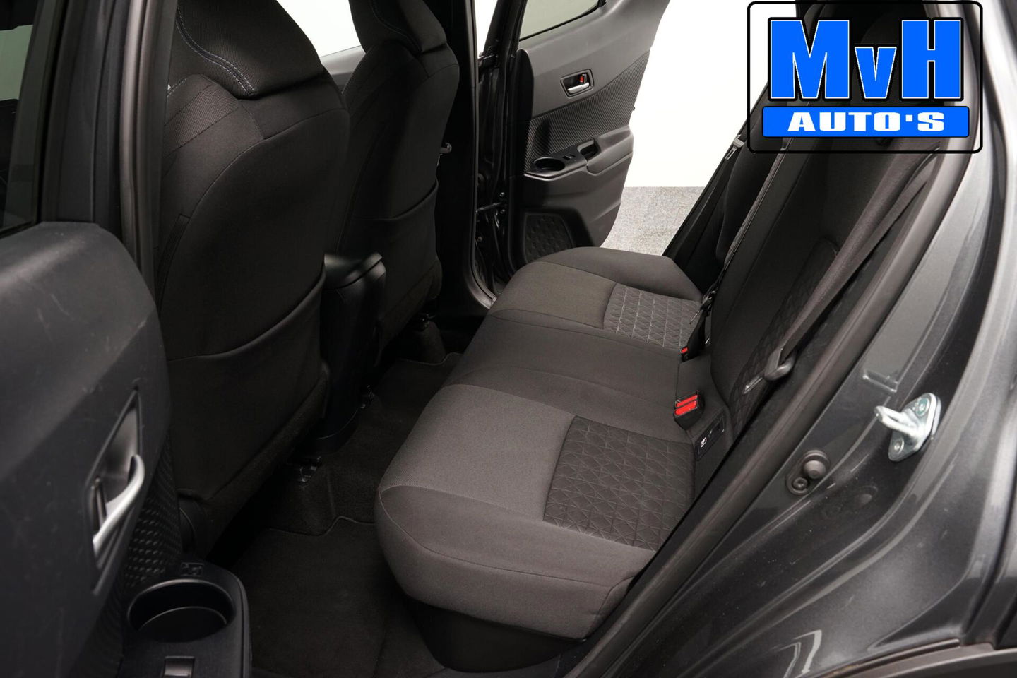 Toyota C-HR 1.8 Hybrid First Edition|LUXE!|JBL|LED|STOELVERW