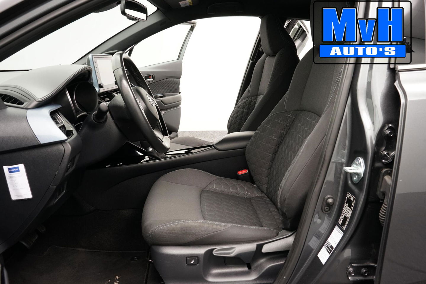 Toyota C-HR 1.8 Hybrid First Edition|LUXE!|JBL|LED|STOELVERW