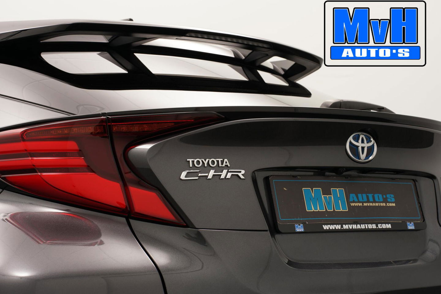 Toyota C-HR 1.8 Hybrid First Edition|LUXE!|JBL|LED|STOELVERW
