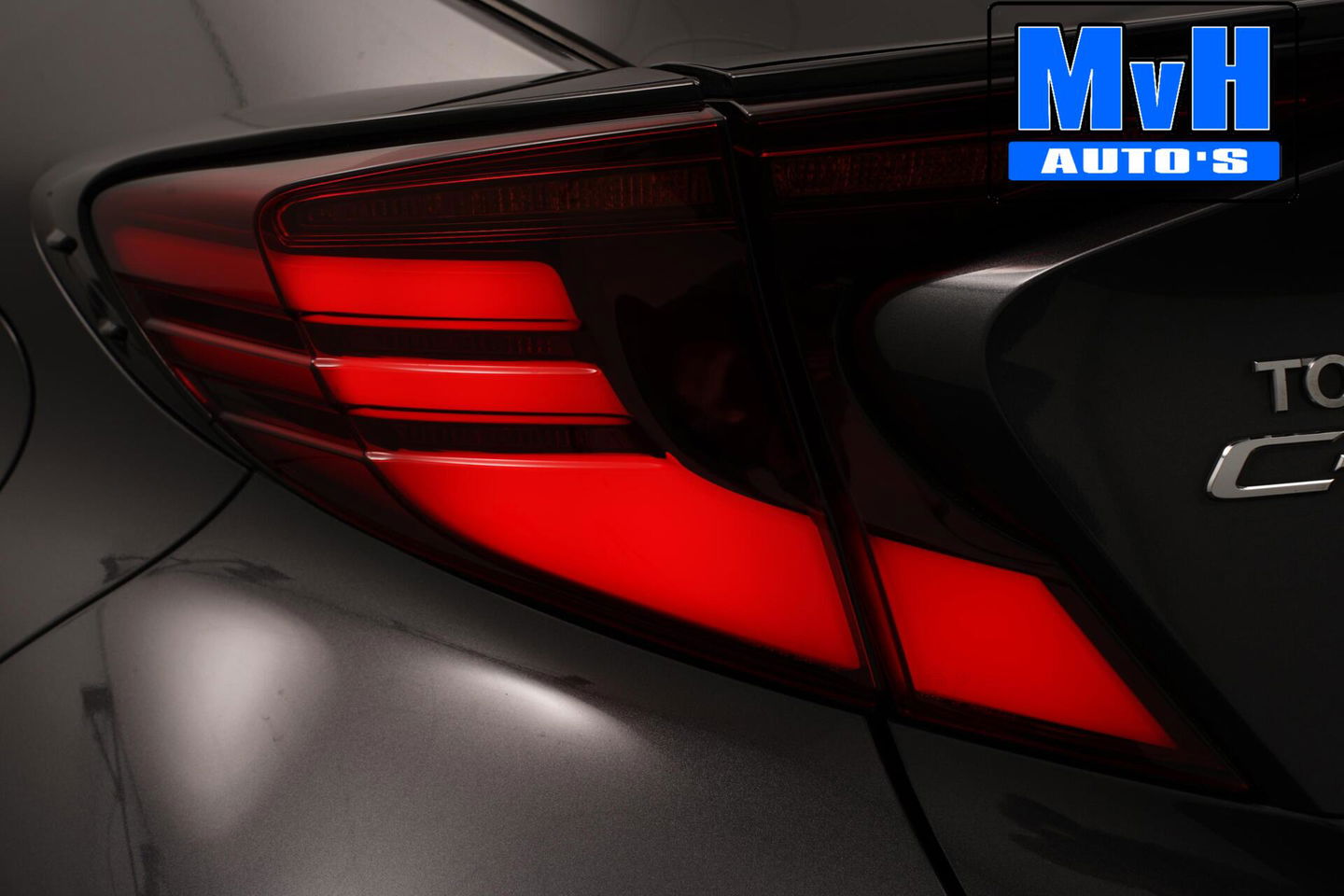 Toyota C-HR 1.8 Hybrid First Edition|LUXE!|JBL|LED|STOELVERW