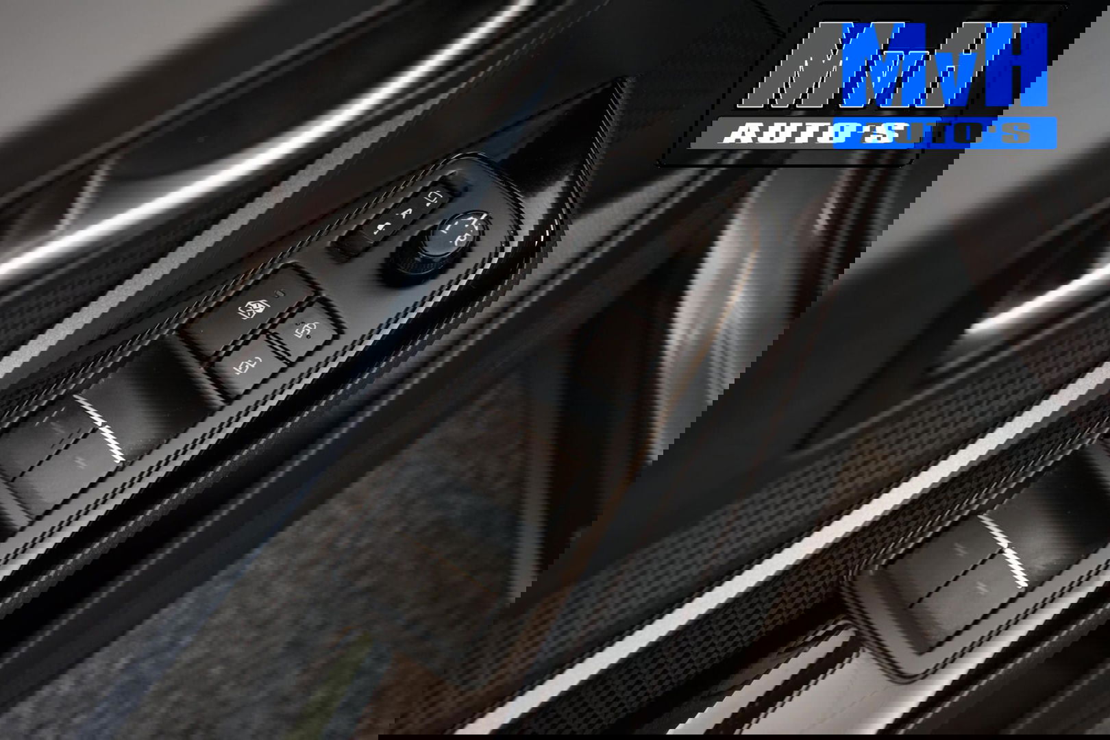Toyota C-HR 1.8 Hybrid First Edition|LUXE!|JBL|LED|STOELVERW