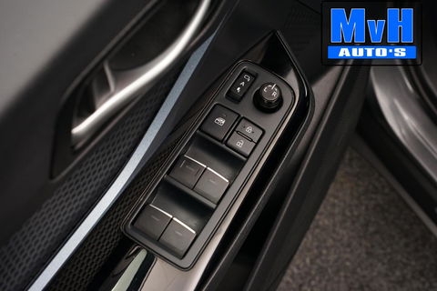 Toyota C-HR 1.8 Hybrid First Edition|LUXE!|JBL|LED|STOELVERW
