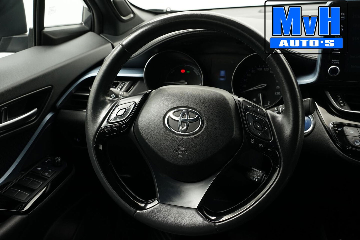 Toyota C-HR 1.8 Hybrid First Edition|LUXE!|JBL|LED|STOELVERW