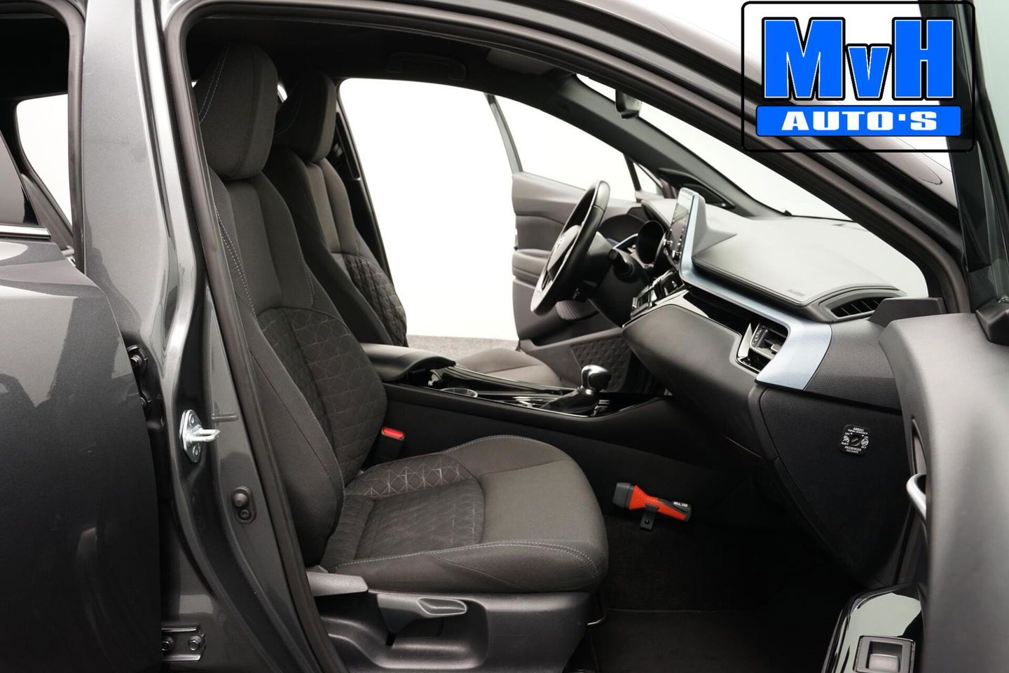 Toyota C-HR 1.8 Hybrid First Edition|LUXE!|JBL|LED|STOELVERW