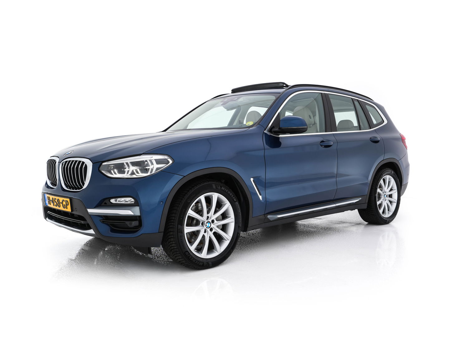BMW X3 xDrive30d High Executive Luxury-Line Aut. *PANO | HEAD-UP | LUXURY-LEATHER | FULL-LED | NAVI-FULLMAP | HEATED-SPORT-SEATS | MEMORY-PACK | CAMERA | ECC | HIFI-AUDIO | PDC | CRUISE | TOWBAR |  19''ALU*