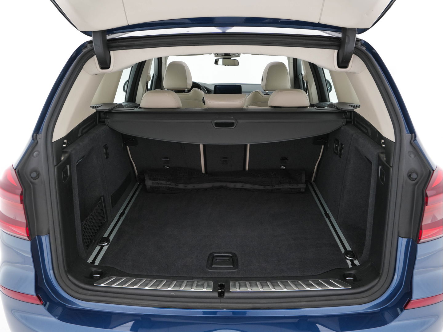 BMW X3 xDrive30d High Executive Luxury-Line Aut. *PANO | HEAD-UP | LUXURY-LEATHER | FULL-LED | NAVI-FULLMAP | HEATED-SPORT-SEATS | MEMORY-PACK | CAMERA | ECC | HIFI-AUDIO | PDC | CRUISE | TOWBAR |  19''ALU*