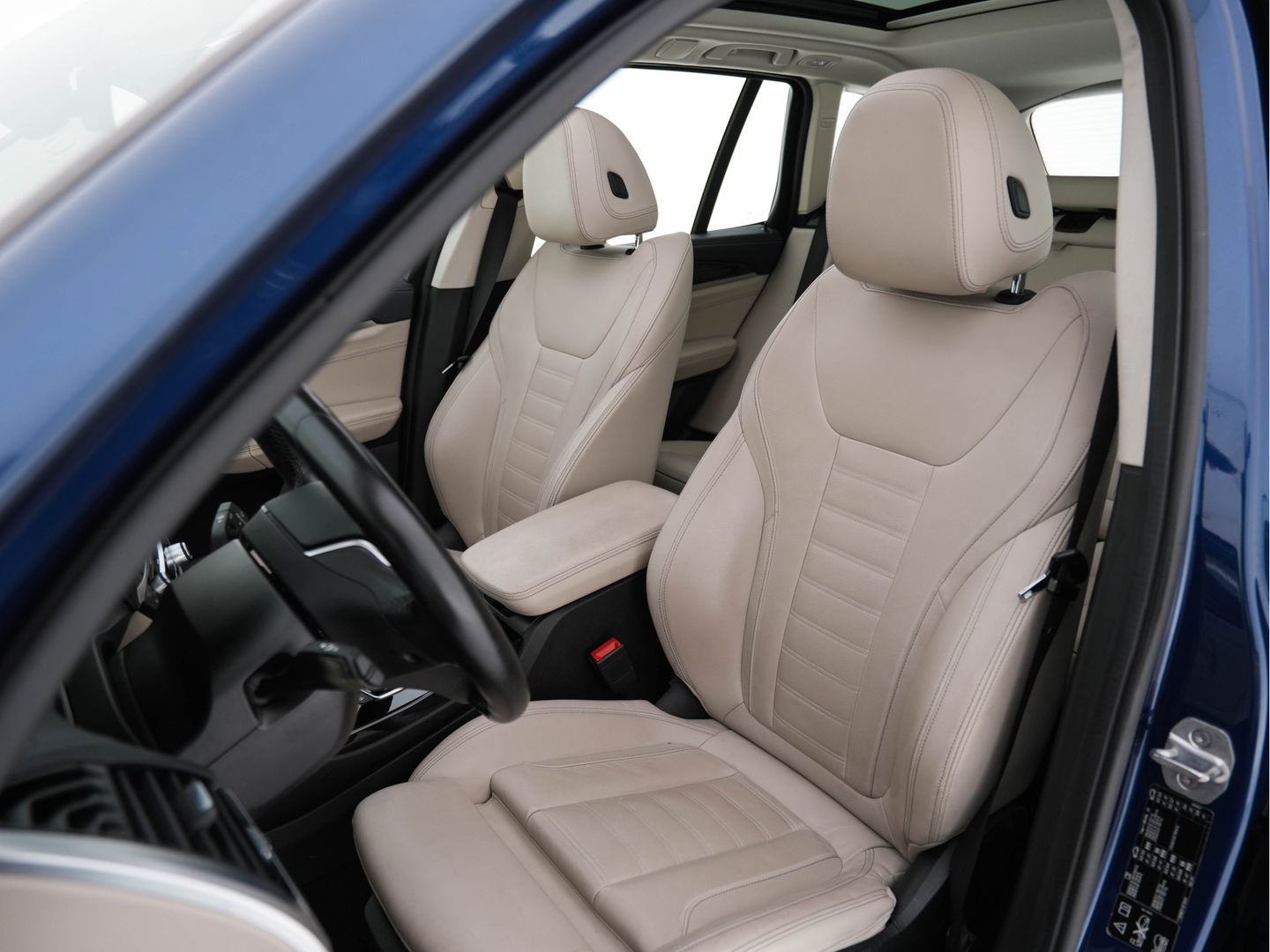 BMW X3 xDrive30d High Executive Luxury-Line Aut. *PANO | HEAD-UP | LUXURY-LEATHER | FULL-LED | NAVI-FULLMAP | HEATED-SPORT-SEATS | MEMORY-PACK | CAMERA | ECC | HIFI-AUDIO | PDC | CRUISE | TOWBAR |  19''ALU*
