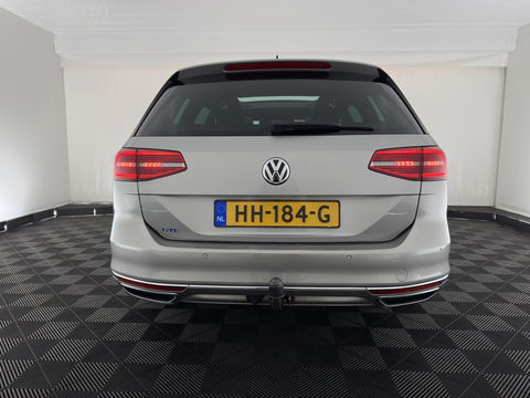 Volkswagen Passat Variant 1.4 TSI GTE Highline Aut. *PANO | ADAPTIVE-CRUISE | LEATHER-ALCANTARA | FULL-LED | CAMERA | NAVI-FULLMAP | HEATED-COMFORTSEATS | KEYLESS | PRIVACY-GLASS | 18''ALU*