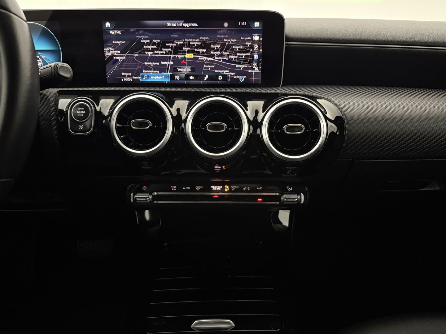 Mercedes-Benz CLA-Klasse 180 Advantage | Camera | Virtual | Carplay | LED | Stoelverw. | Parkeersens.