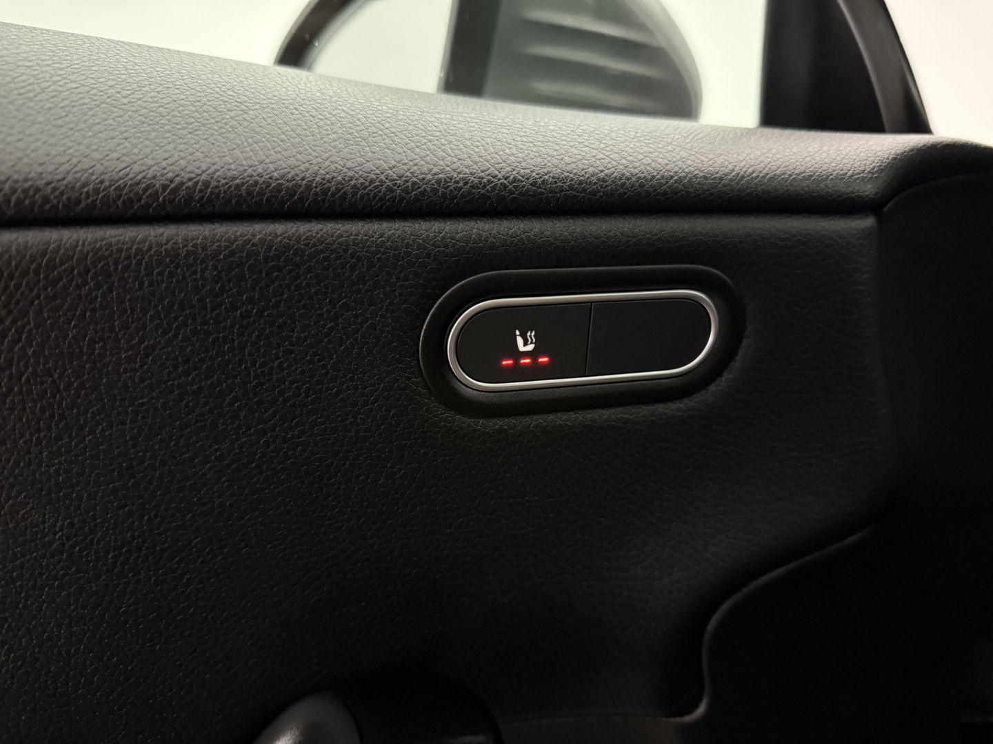 Mercedes-Benz CLA-Klasse 180 Advantage | Camera | Virtual | Carplay | LED | Stoelverw. | Parkeersens.