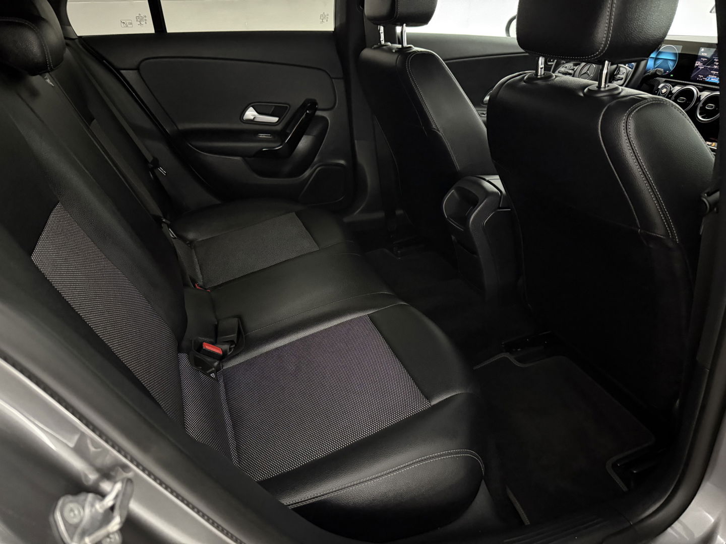 Mercedes-Benz CLA-Klasse 180 Advantage | Camera | Virtual | Carplay | LED | Stoelverw. | Parkeersens.