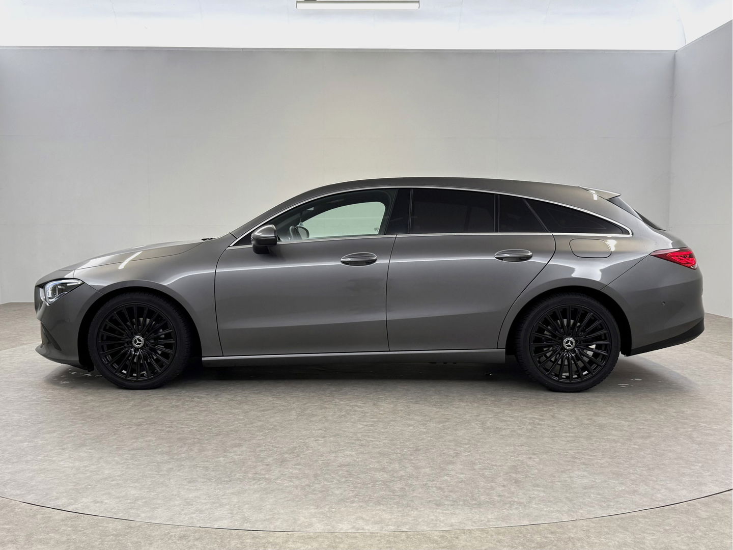 Mercedes-Benz CLA-Klasse 180 Advantage | Camera | Virtual | Carplay | LED | Stoelverw. | Parkeersens.
