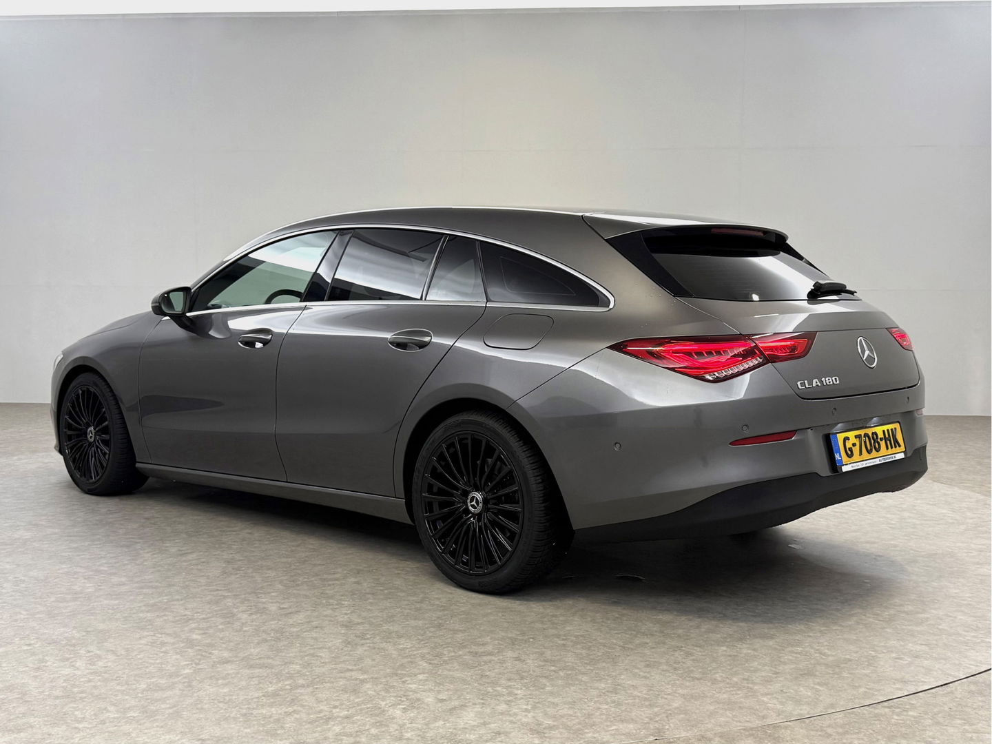 Mercedes-Benz CLA-Klasse 180 Advantage | Camera | Virtual | Carplay | LED | Stoelverw. | Parkeersens.