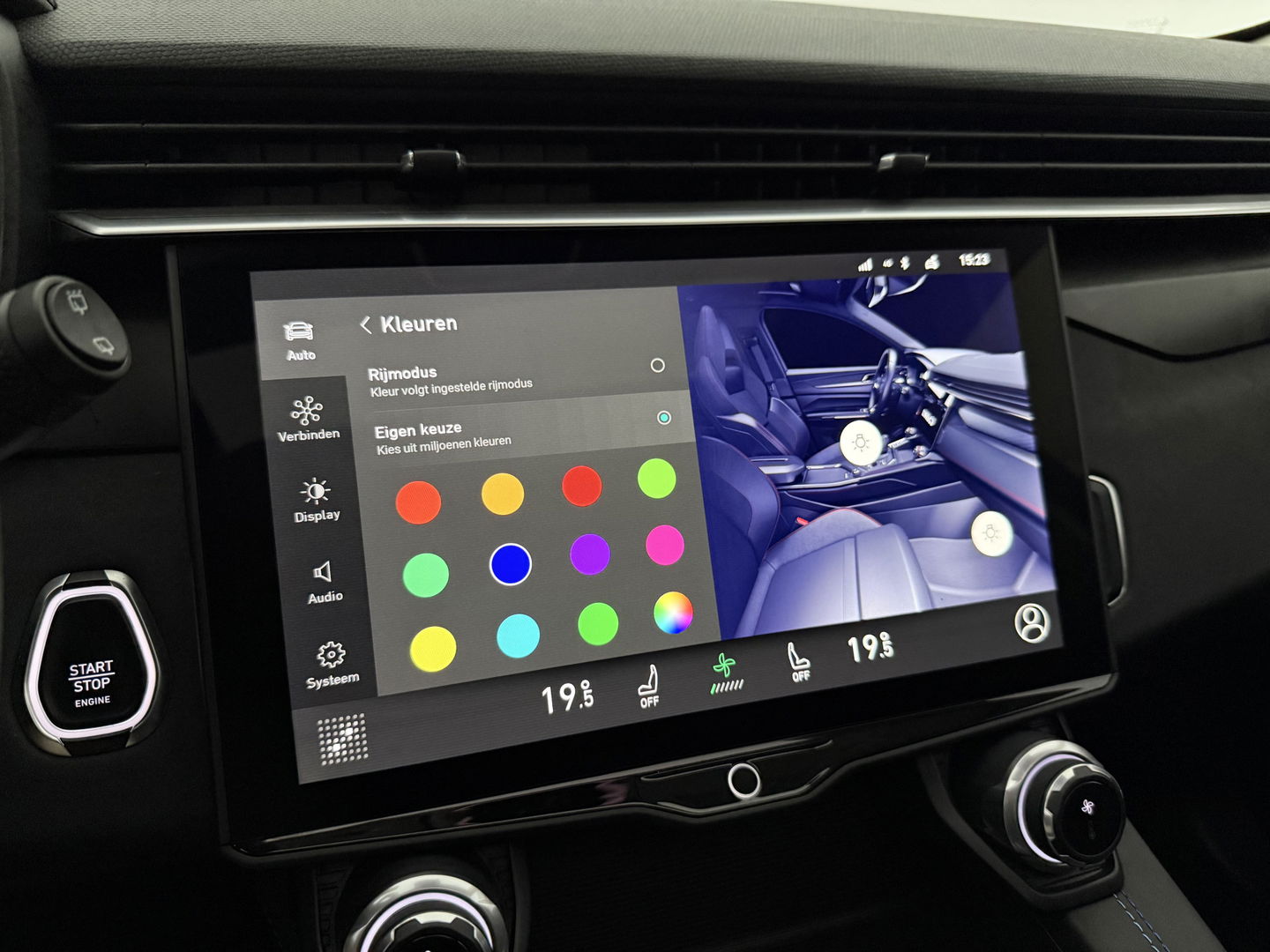 Lynk Co 01 1.5 | Pano | Sfeerver. | 360° | Virtual | Memory | Carplay | Adaptive Cruise | Dodehoek