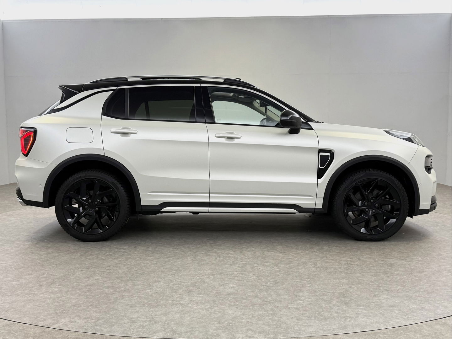 Lynk Co 01 1.5 | Pano | Sfeerver. | 360° | Virtual | Memory | Carplay | Adaptive Cruise | Dodehoek
