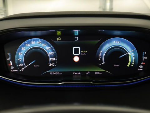 Peugeot 3008 1.6 HYbrid 225 Allure | Stoelverwarming | Trekhaak | Camera | Carplay | Half leder | Keyless | Navigatie | Full LED | Dodehoek detectie | PHEV | Plug In