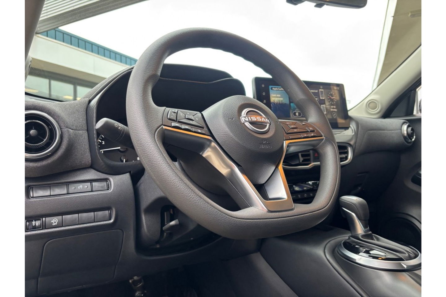Nissan Juke 1.0 DIG-T ACENTA NAVI AIRCO PDC-CAMERA STOELVW