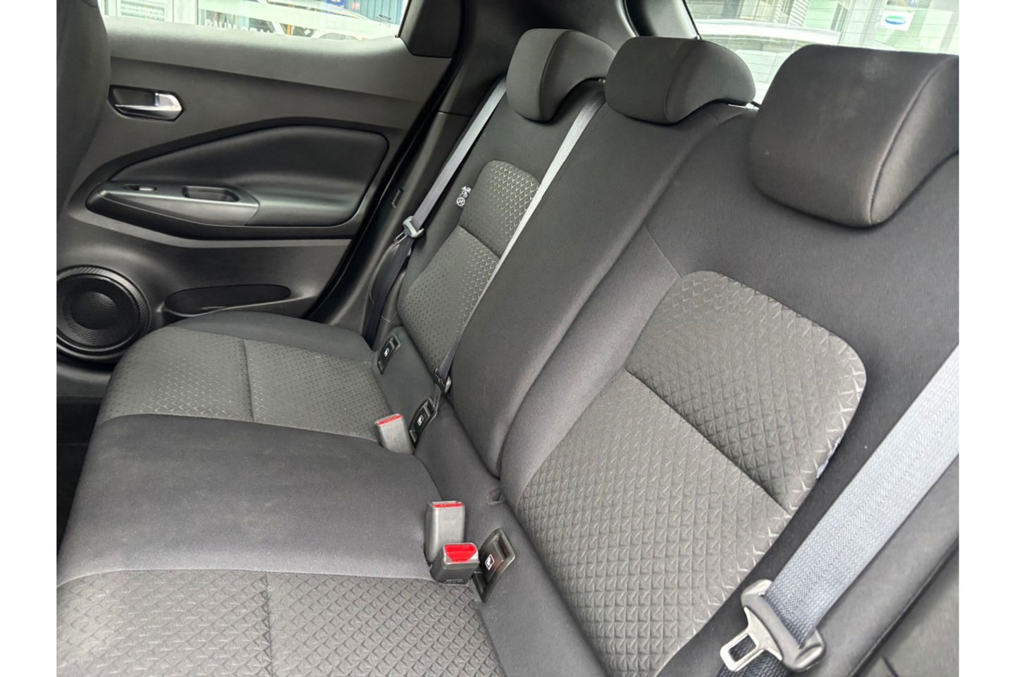 Nissan Juke 1.0 DIG-T ACENTA NAVI AIRCO PDC-CAMERA STOELVW