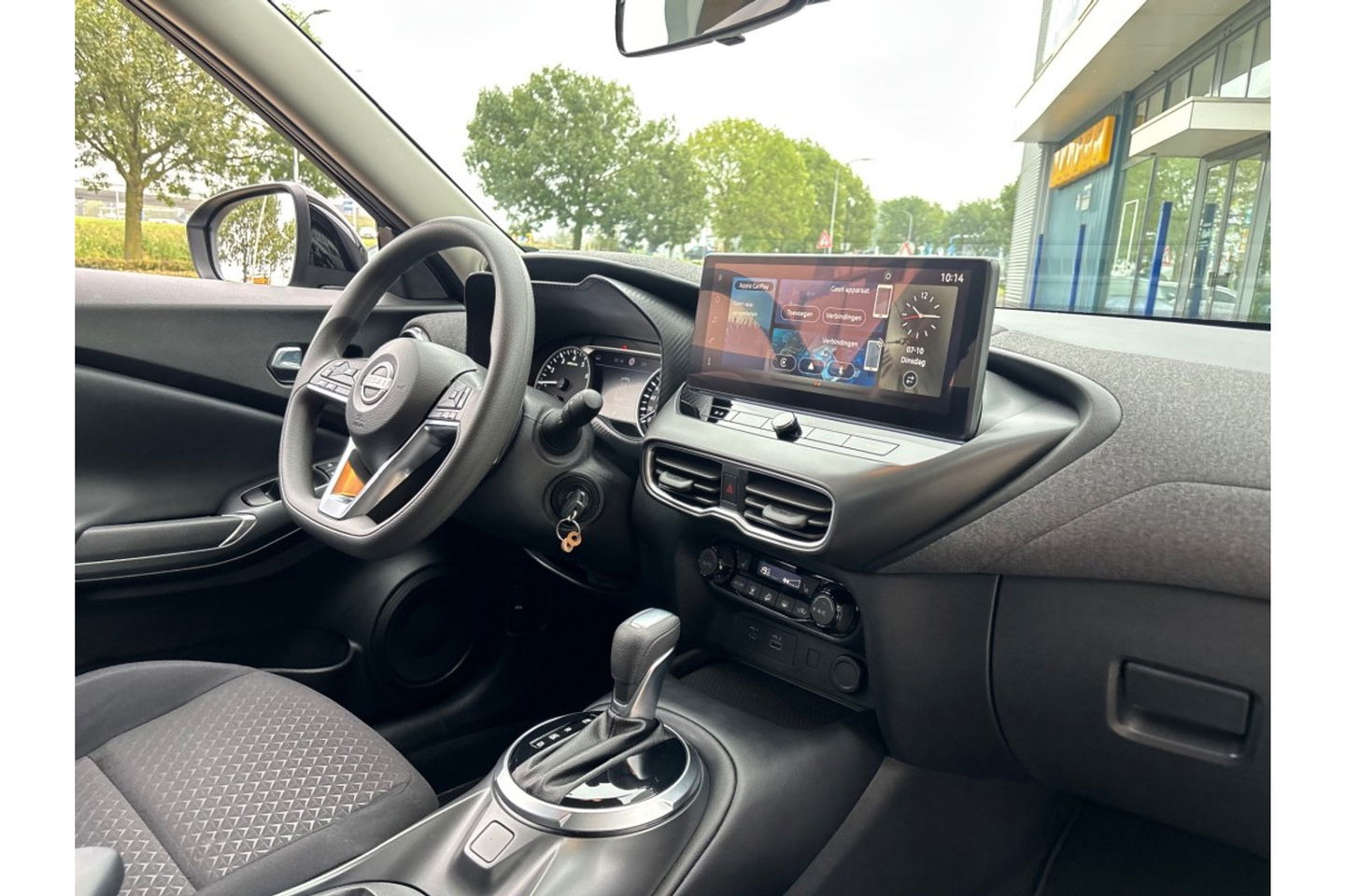 Nissan Juke 1.0 DIG-T ACENTA NAVI AIRCO PDC-CAMERA STOELVW