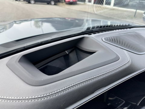 BMW 3 Serie Touring 330i xDrive Panorama Camera Facelift Led Leder