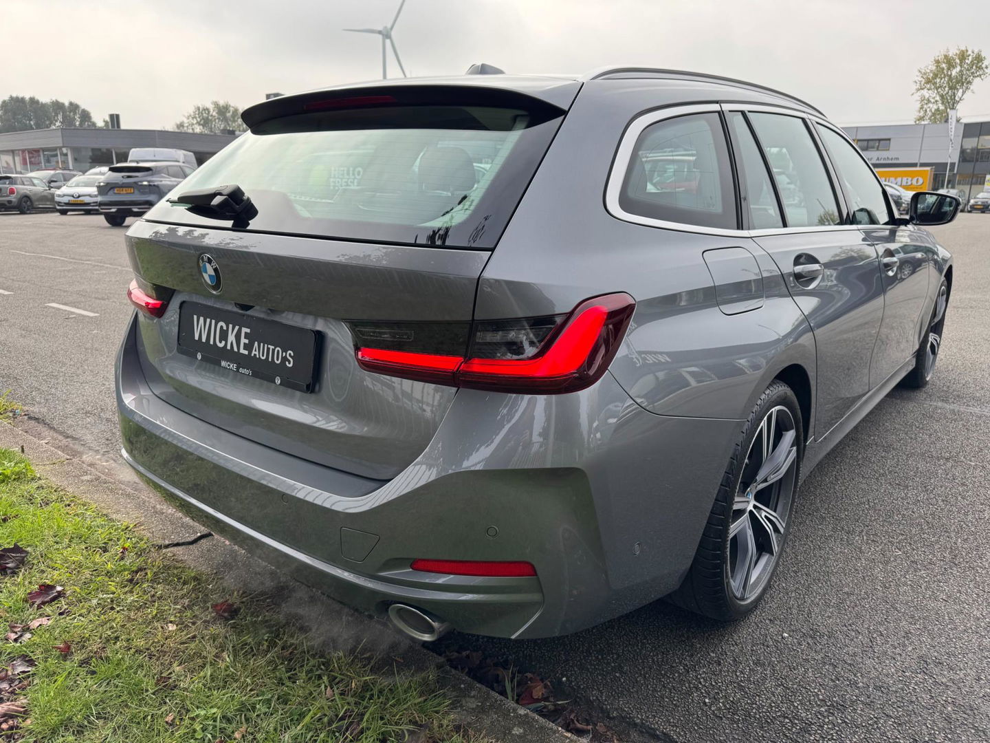 BMW 3 Serie Touring 330i xDrive Panorama Camera Facelift Led Leder